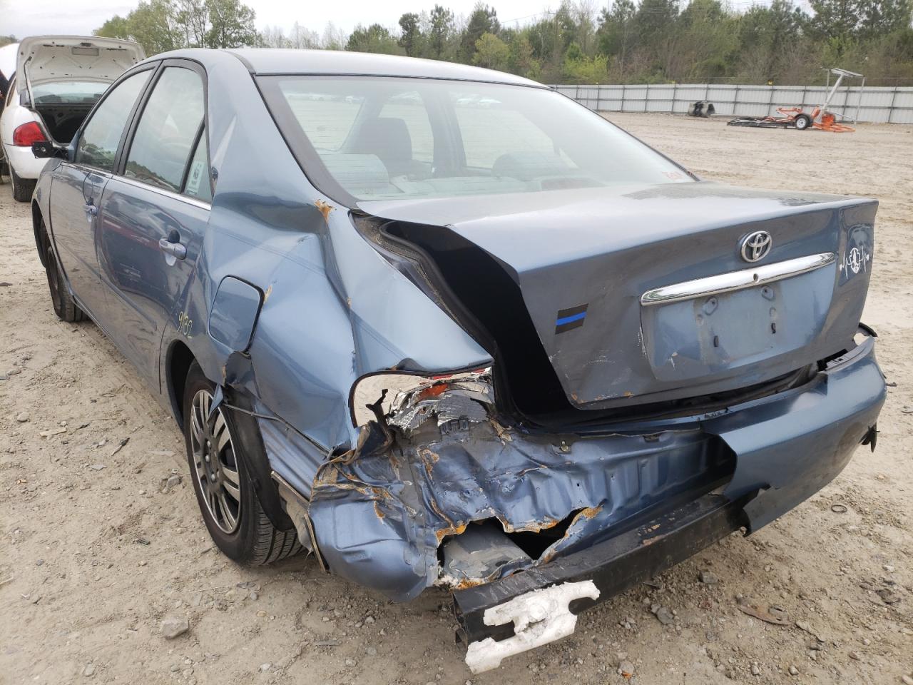 Photo 3 from auction – 2002 TOYOTA CAMRY LE with VIN 4T1BE32K82U502207