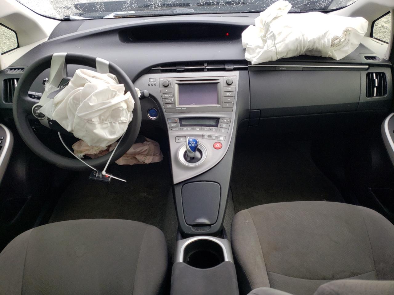 Photo 9 from auction – 2014 TOYOTA PRIUS with VIN JTDKN3DU7E1801129