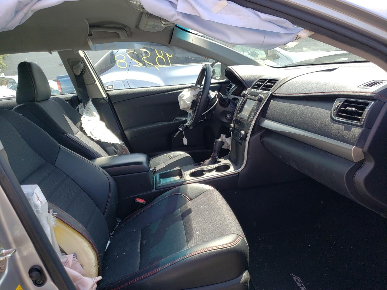 Photo 5 from auction – 2016 TOYOTA CAMRY LE with VIN 4T1BF1FKXGU229404
