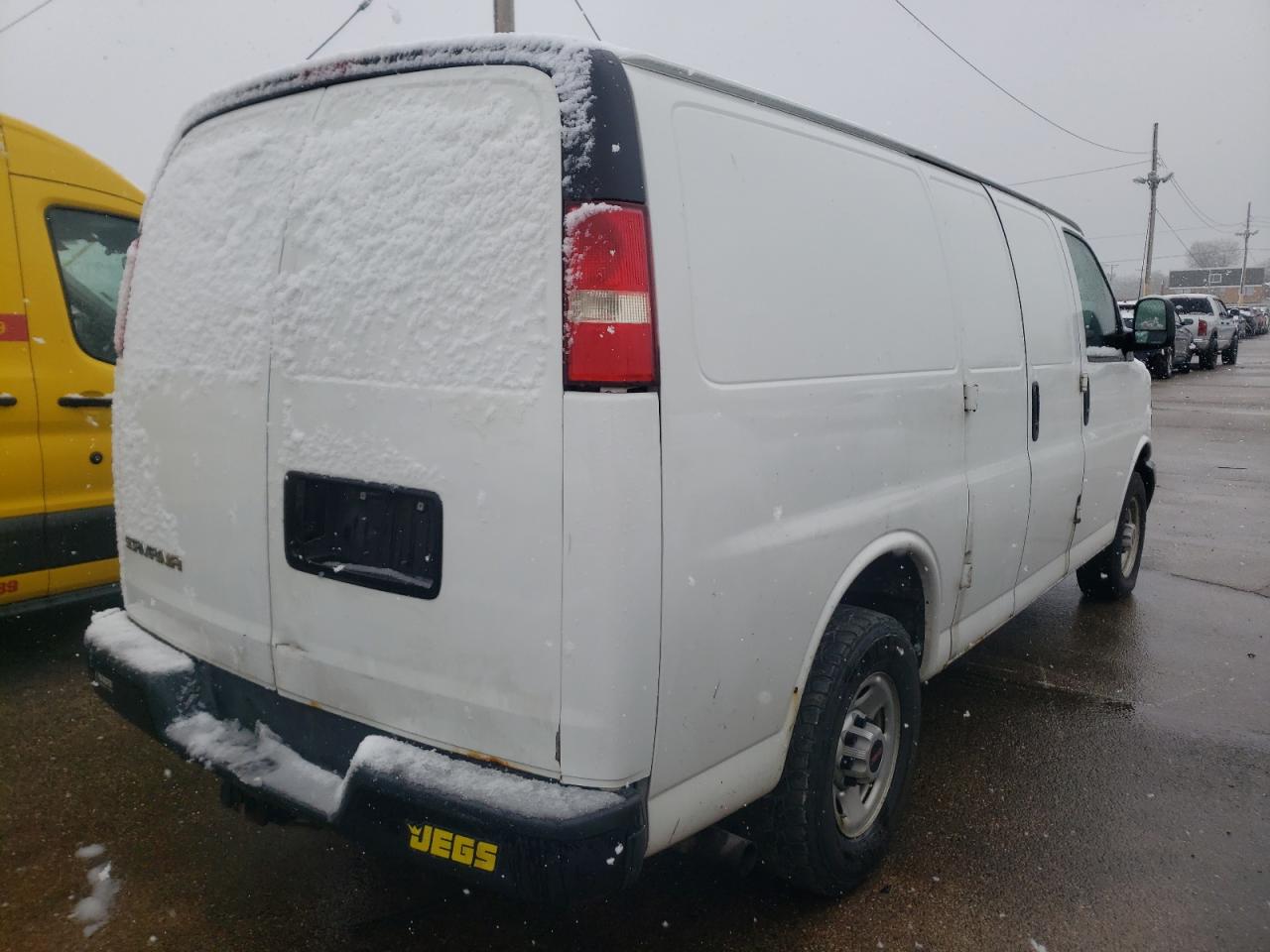 Photo 4 from auction – 2008 GMC SAVANA with VIN 1GTHG35K381188433