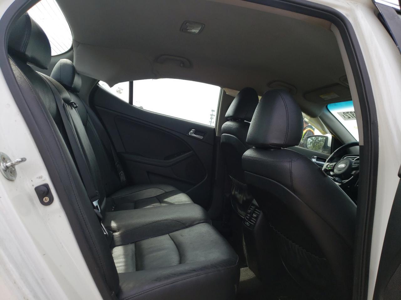 Photo 16 from auction – 2014 KIA OPTIMA HYB with VIN KNAGN4AD4E5076756
