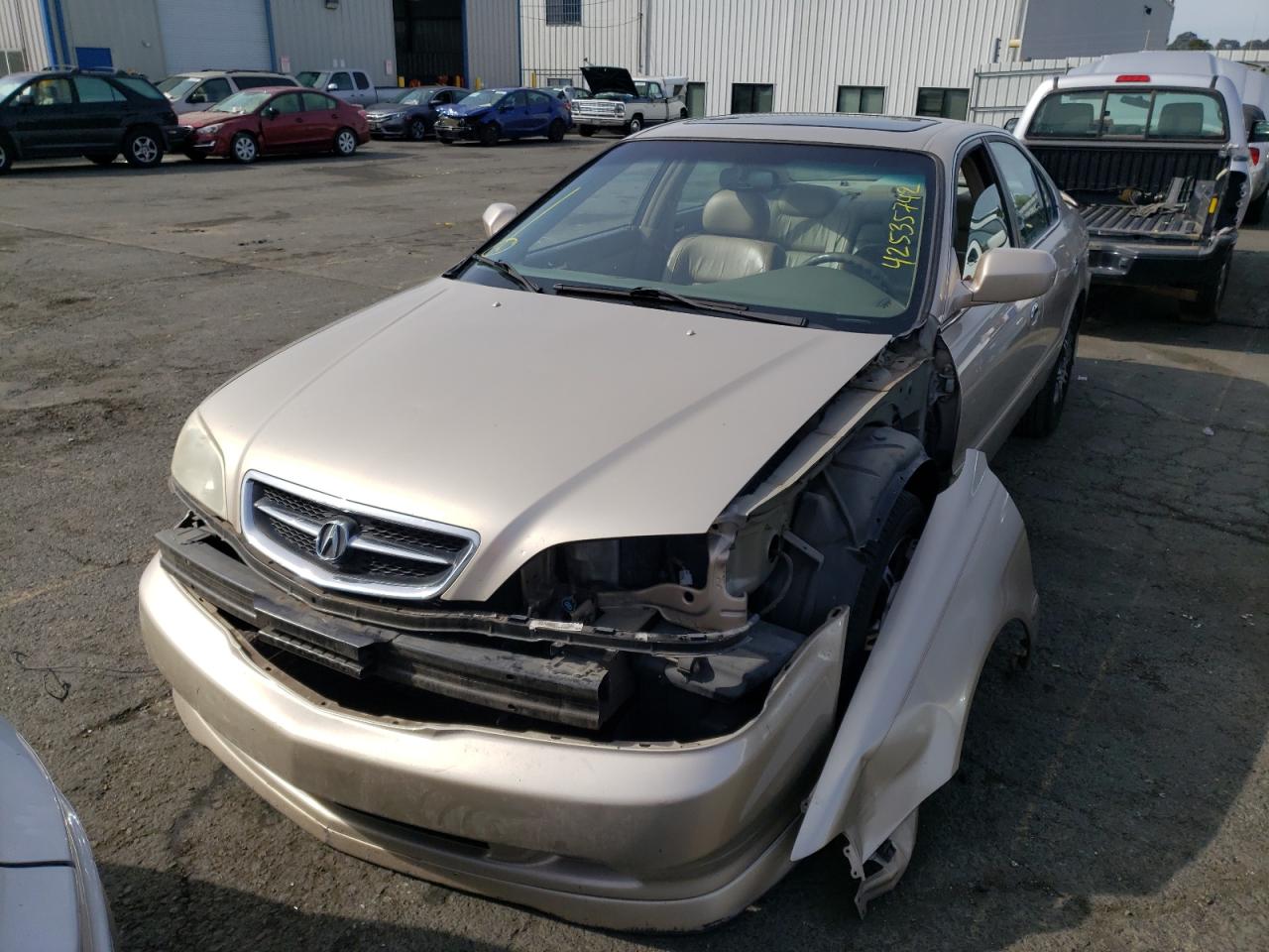 Photo 2 from auction – 2000 ACURA 3.2TL with VIN 19UUA5661YA004797