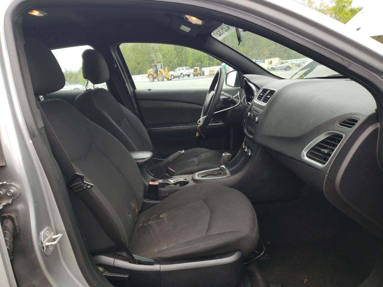 Photo 5 from auction – 2014 DODGE AVENGER SE with VIN 1C3CDZAB1EN147271