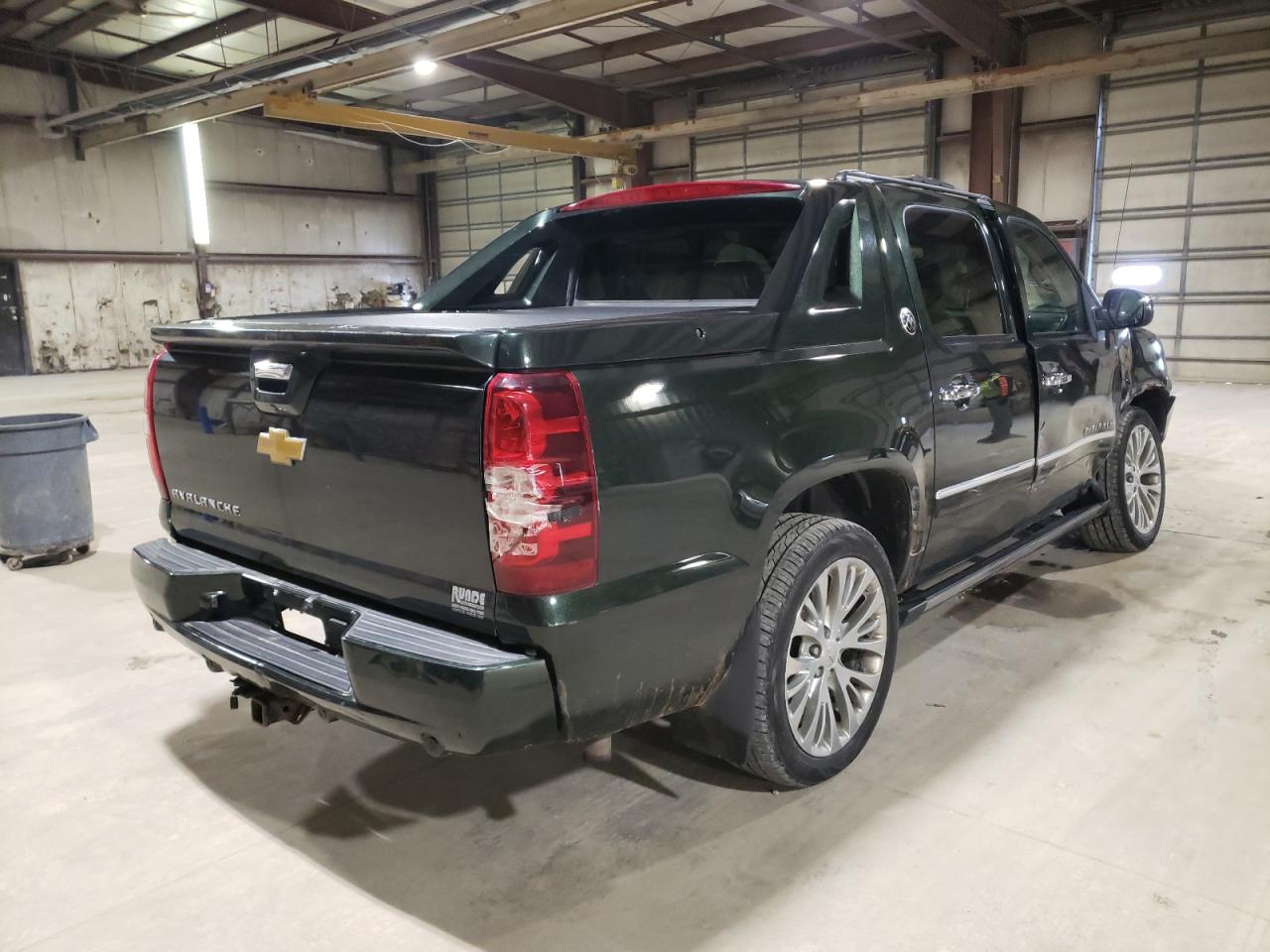 Photo 4 from auction – 2013 CHEVROLET AVALANCHE with VIN 3GNTKGE72DG239838
