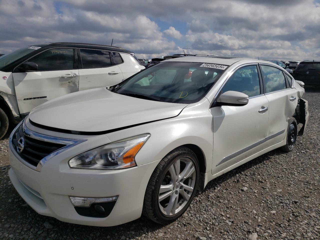 Photo 15 from auction – 2015 NISSAN ALTIMA 3.5 with VIN 1N4BL3AP2FC444975