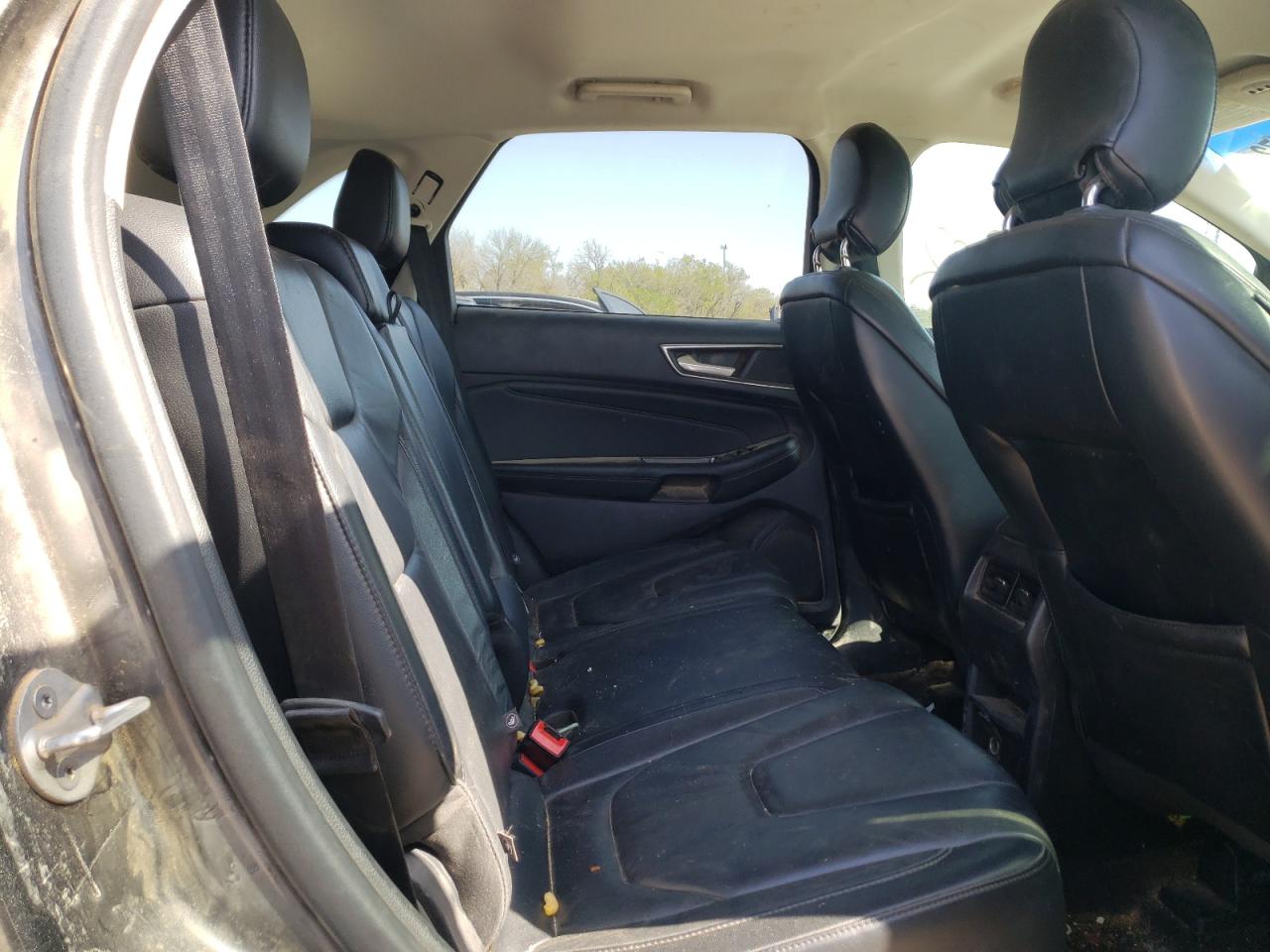 Photo 6 from auction – 2016 FORD EDGE TITAN with VIN 2FMPK3K82GBB12297