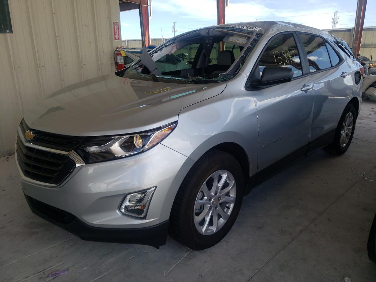 Photo 2 from auction – 2020 CHEVROLET EQUINOX LS with VIN 3GNAXHEV9LS738984
