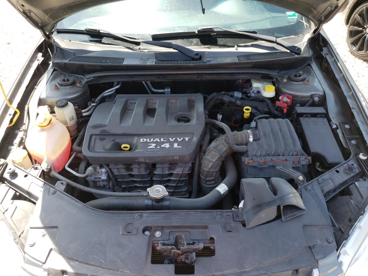 Photo 7 from auction – 2012 CHRYSLER 200 LX with VIN 1C3CCBABXCN320583