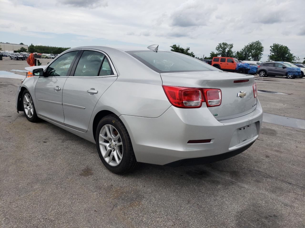 Photo 3 from auction – 2015 CHEVROLET MALIBU 1LT with VIN 1G11C5SL4FF331307
