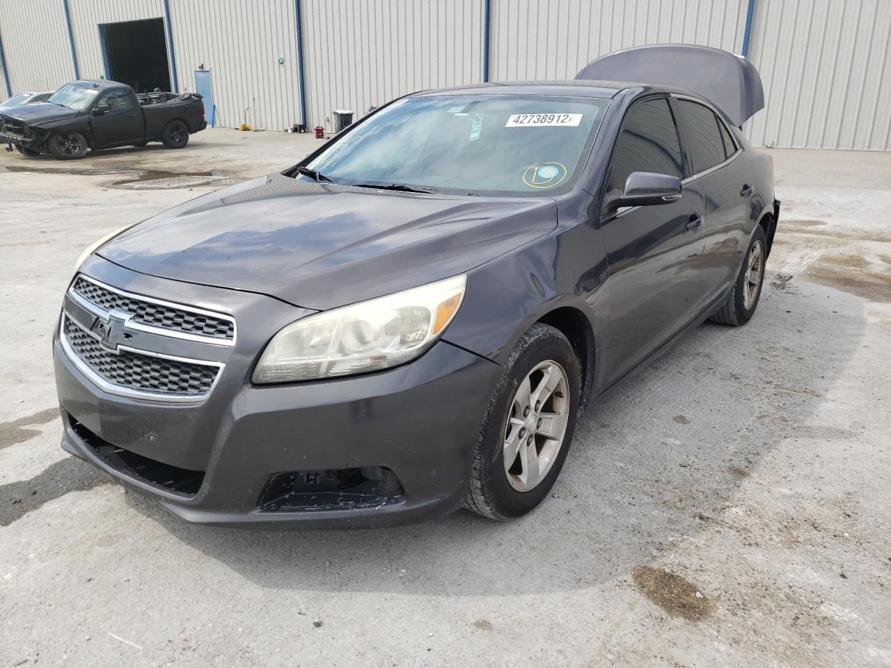 Photo 2 from auction – 2013 CHEVROLET MALIBU 1LT with VIN 1G11C5SA5DF228182