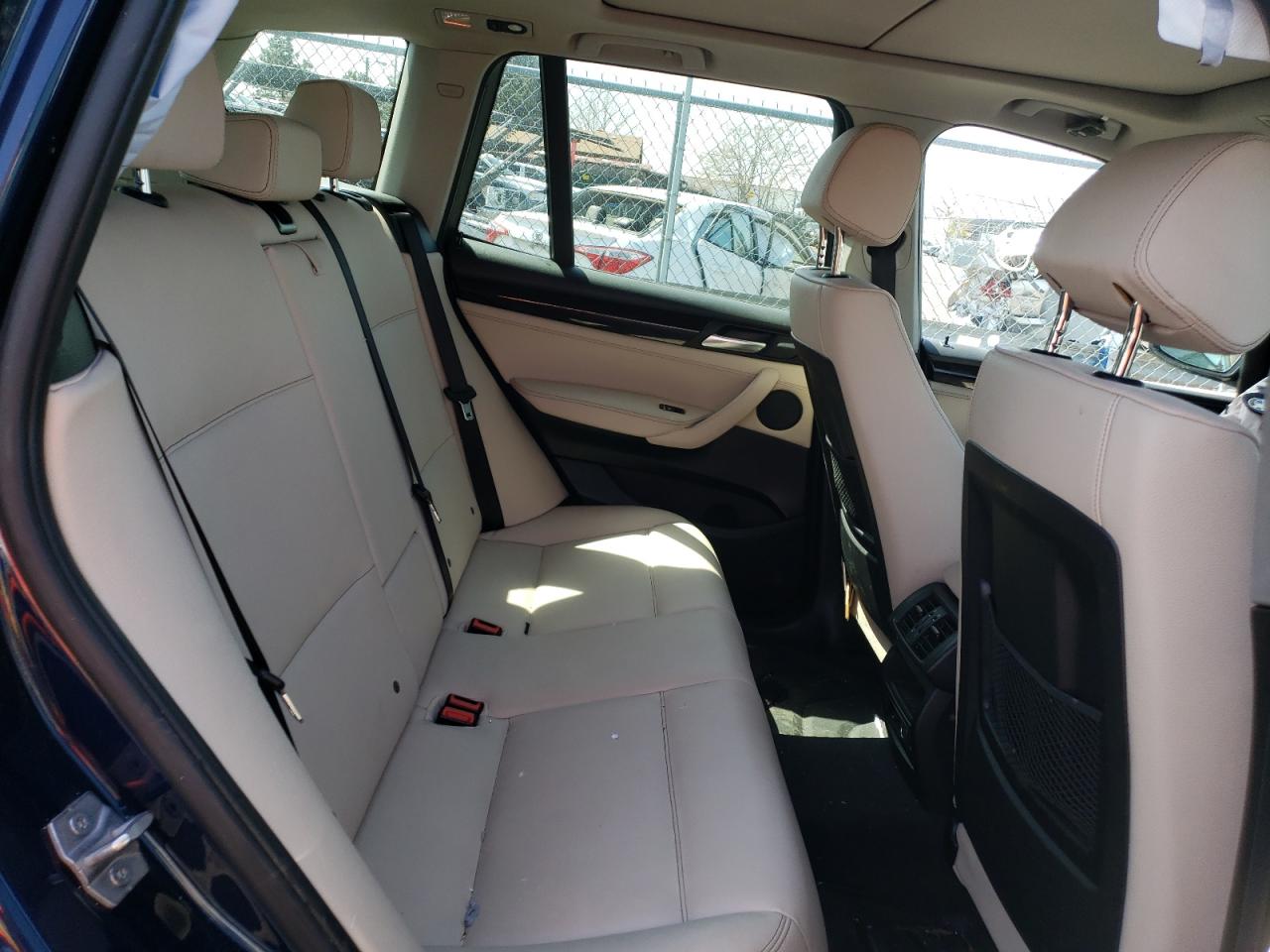Photo 6 from auction – 2016 BMW X3 XDRIVE2 with VIN 5UXWX9C52G0D90967