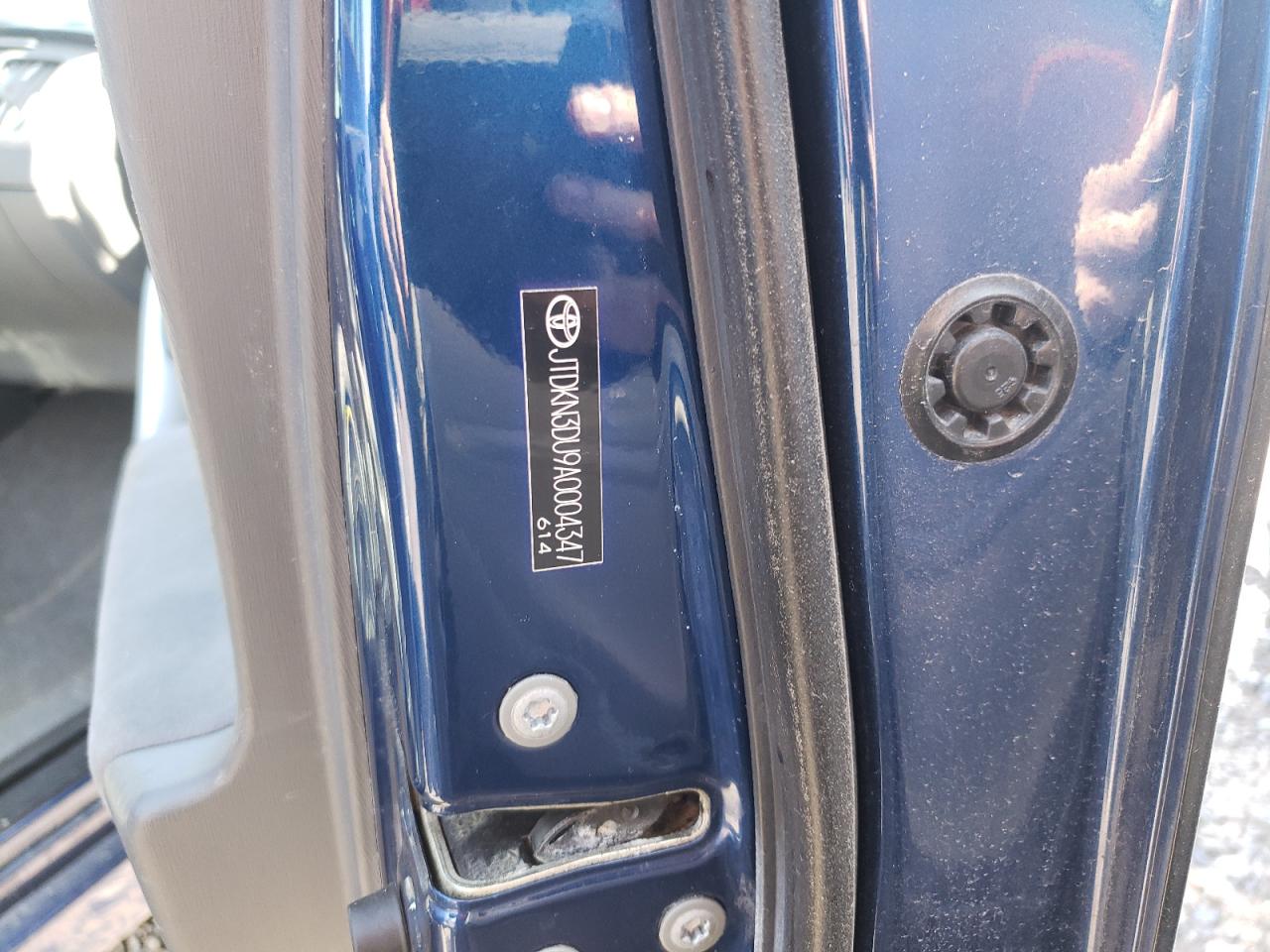 Photo 10 from auction – 2010 TOYOTA PRIUS with VIN JTDKN3DU9A0004347