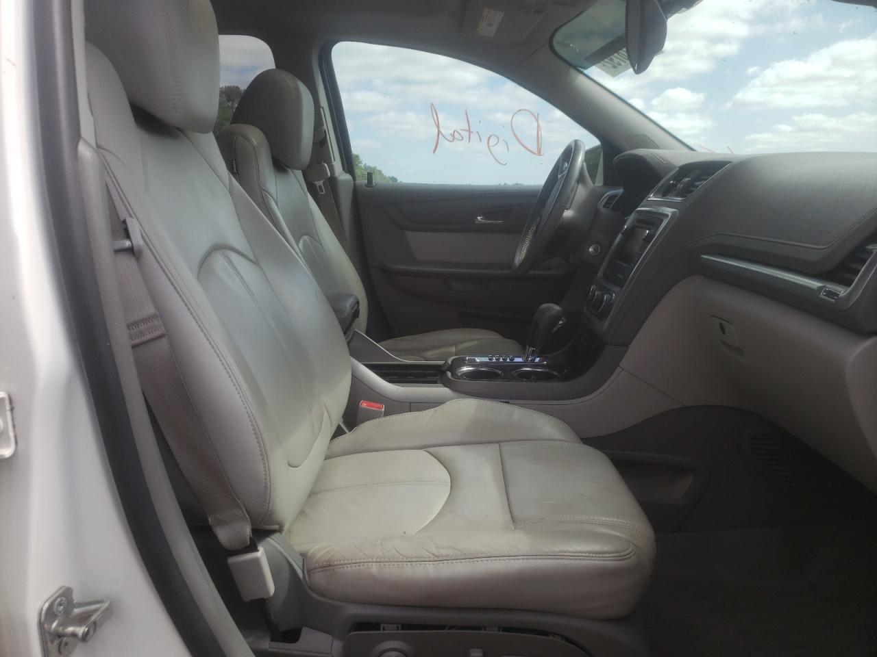 Photo 5 from auction – 2014 GMC ACADIA SLT with VIN 1GKKRRKD5EJ247782