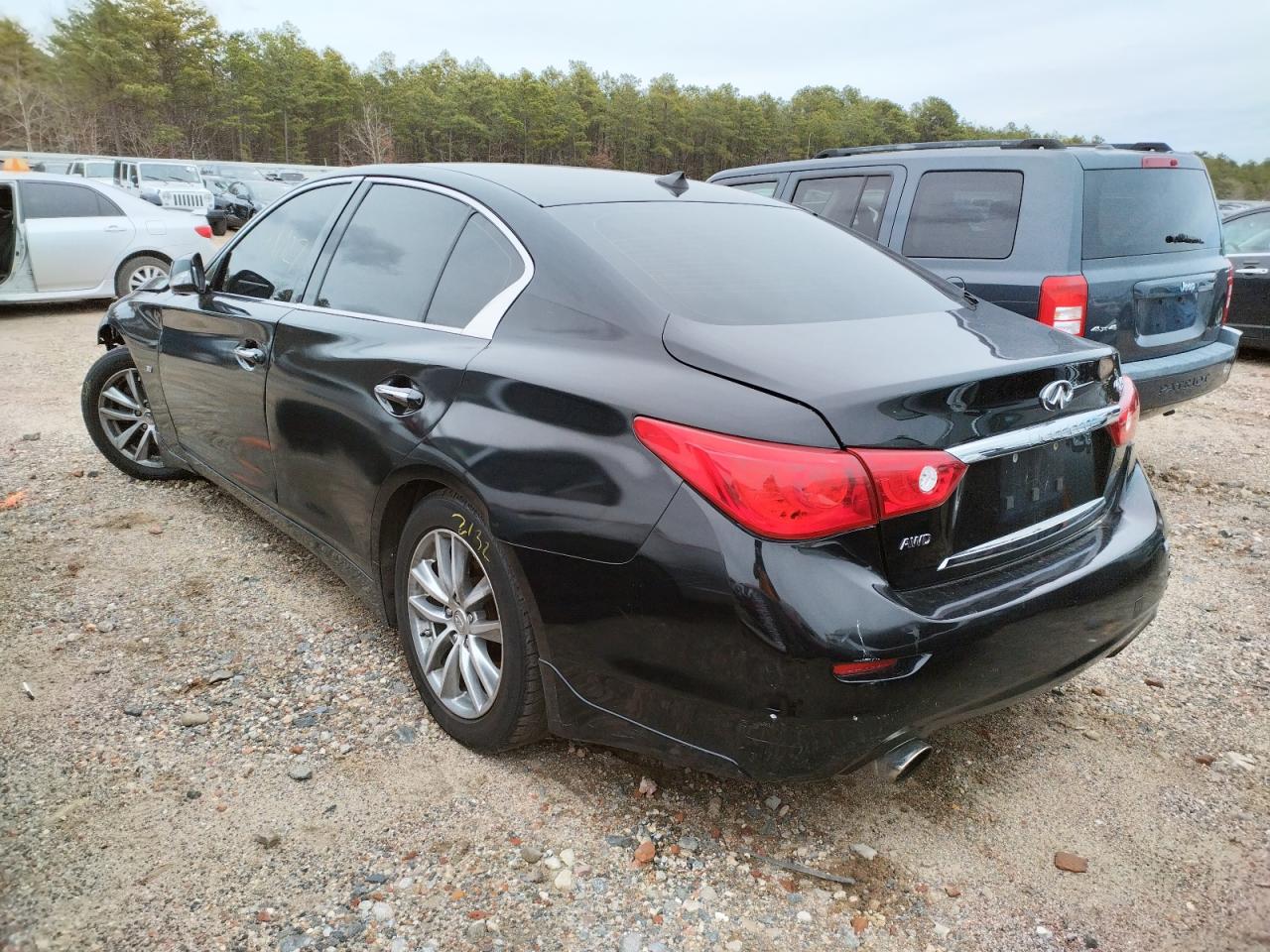 Photo 3 from auction – 2015 INFINITI Q50 BASE with VIN JN1BV7AR1FM409127