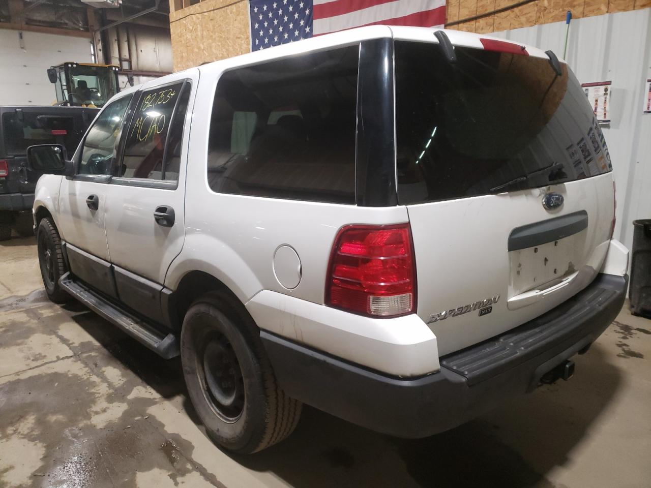 Photo 3 from auction – 2005 FORD EXPEDITION with VIN 1FMPU16545LA84160