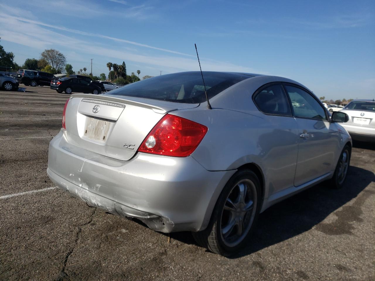 Photo 4 from auction – 2007 SCION TC with VIN JTKDE177470192540