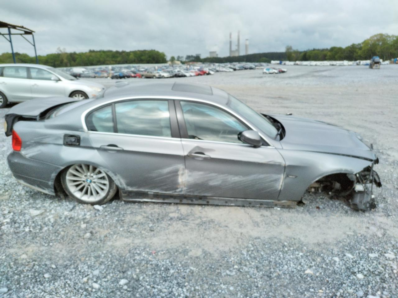 Photo 9 from auction – 2011 BMW 335 I with VIN WBAPM5C53BE577065