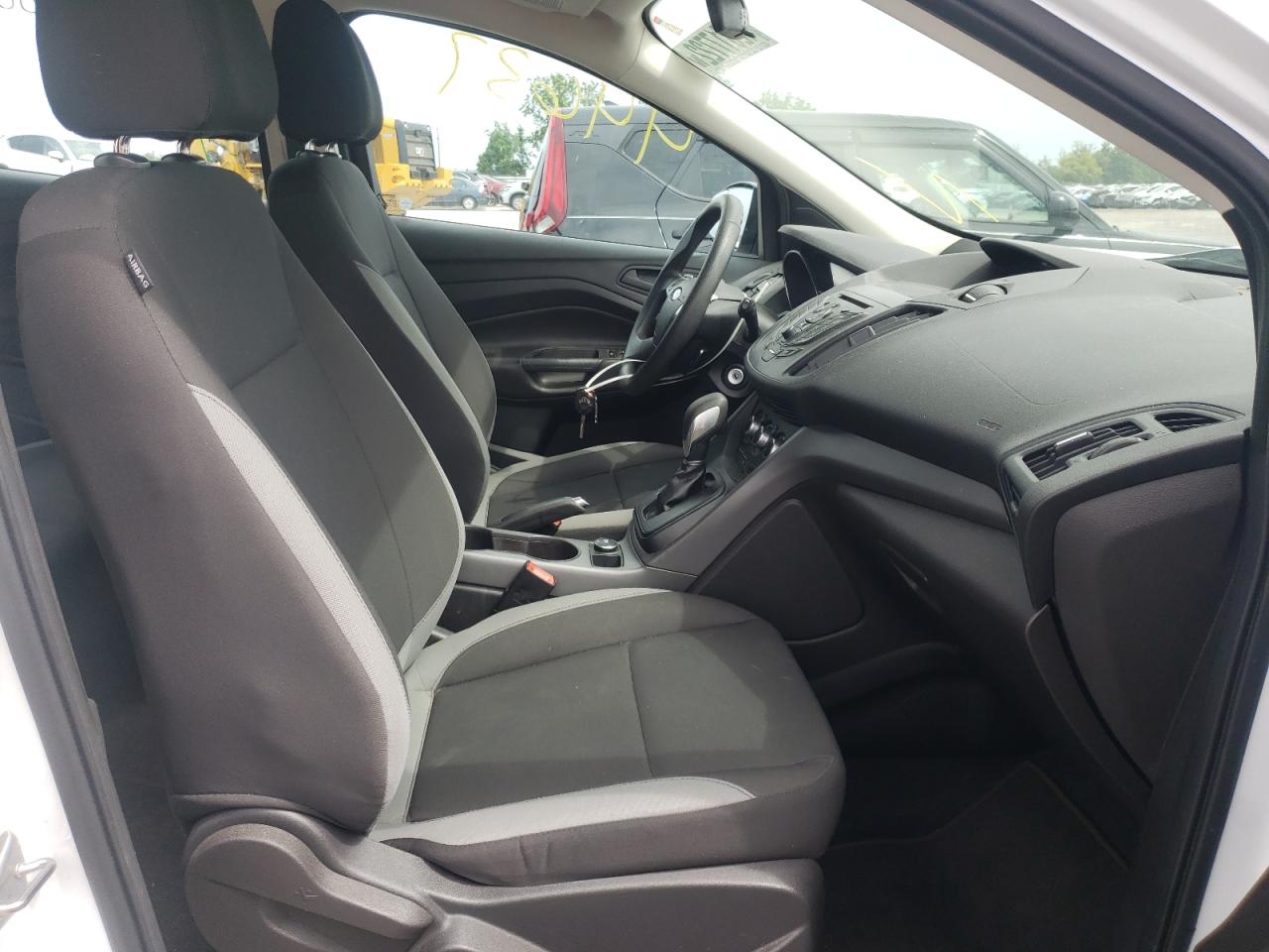 Photo 5 from auction – 2014 FORD ESCAPE S with VIN 1FMCU0F72EUB23574
