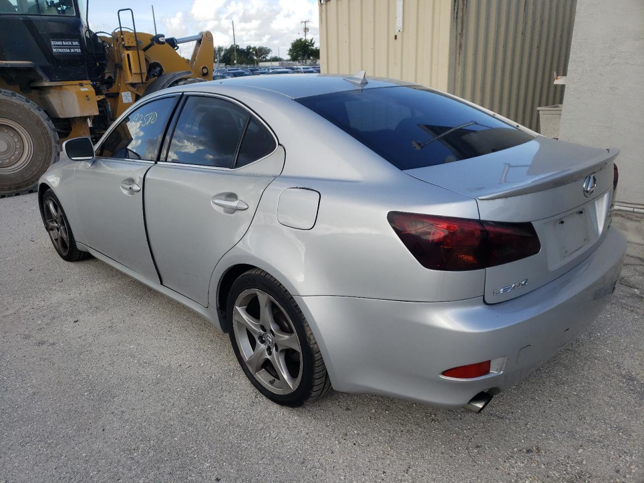 Photo 3 from auction – 2007 LEXUS IS 250 with VIN JTHBK262872034787
