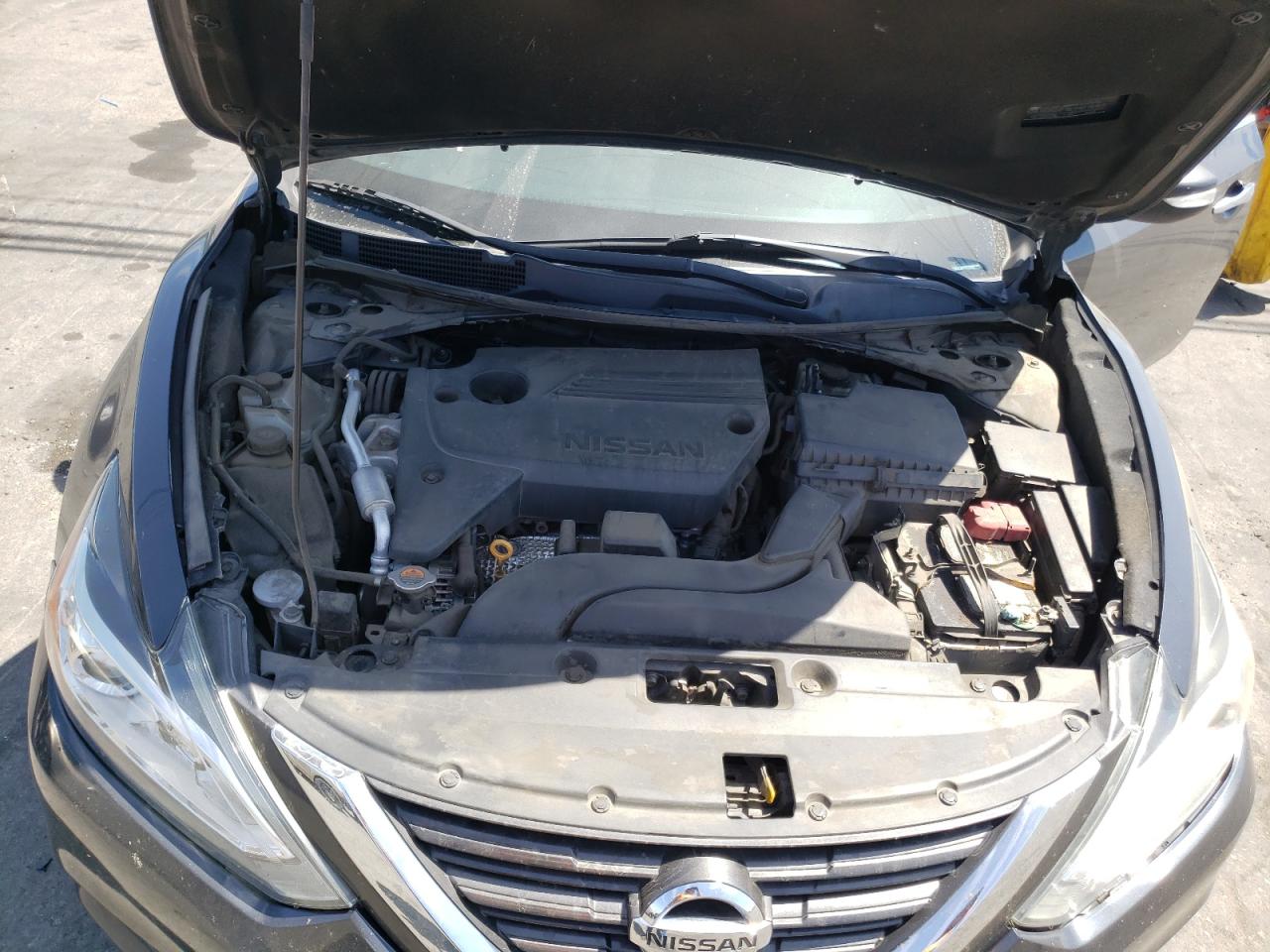 Photo 7 from auction – 2017 NISSAN ALTIMA 2.5 with VIN 1N4AL3AP1HC176242