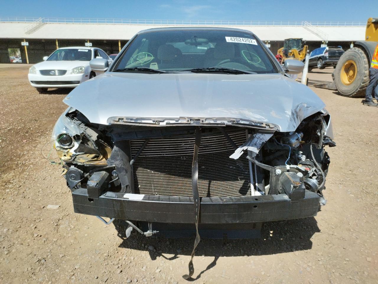 Photo 9 from auction – 2012 CHRYSLER 200 TOURIN with VIN 1C3BCBEB0CN119121