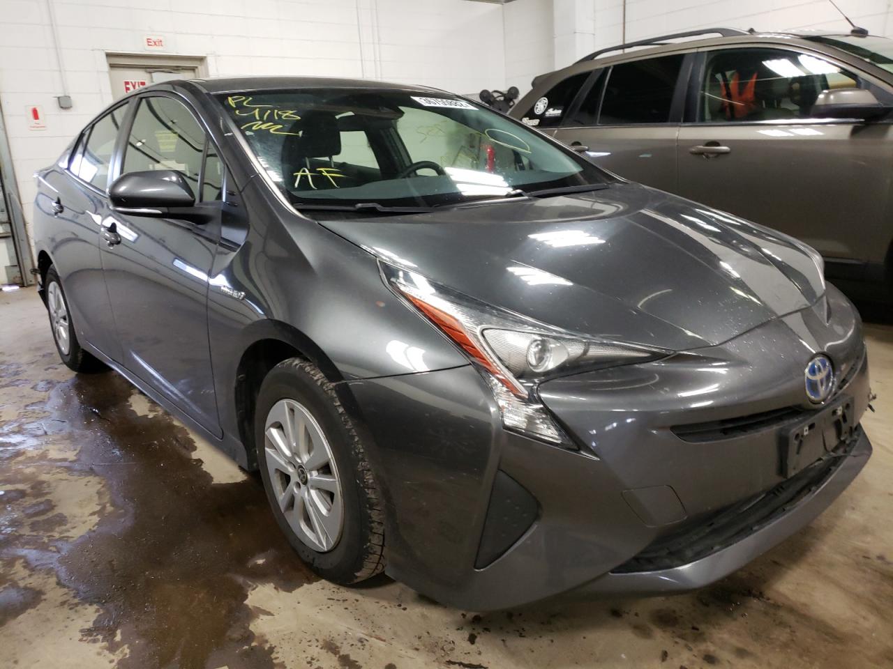 TOYOTA PRIUS 2017 with VIN JTDKBRFU4H3028735 - Photo from auction