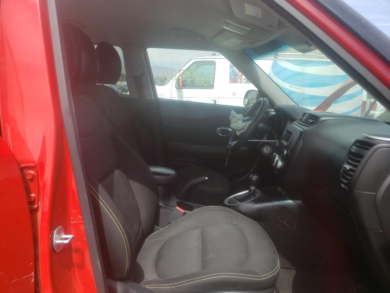 Photo 5 from auction – 2015 KIA SOUL + with VIN KNDJP3A56F7788150