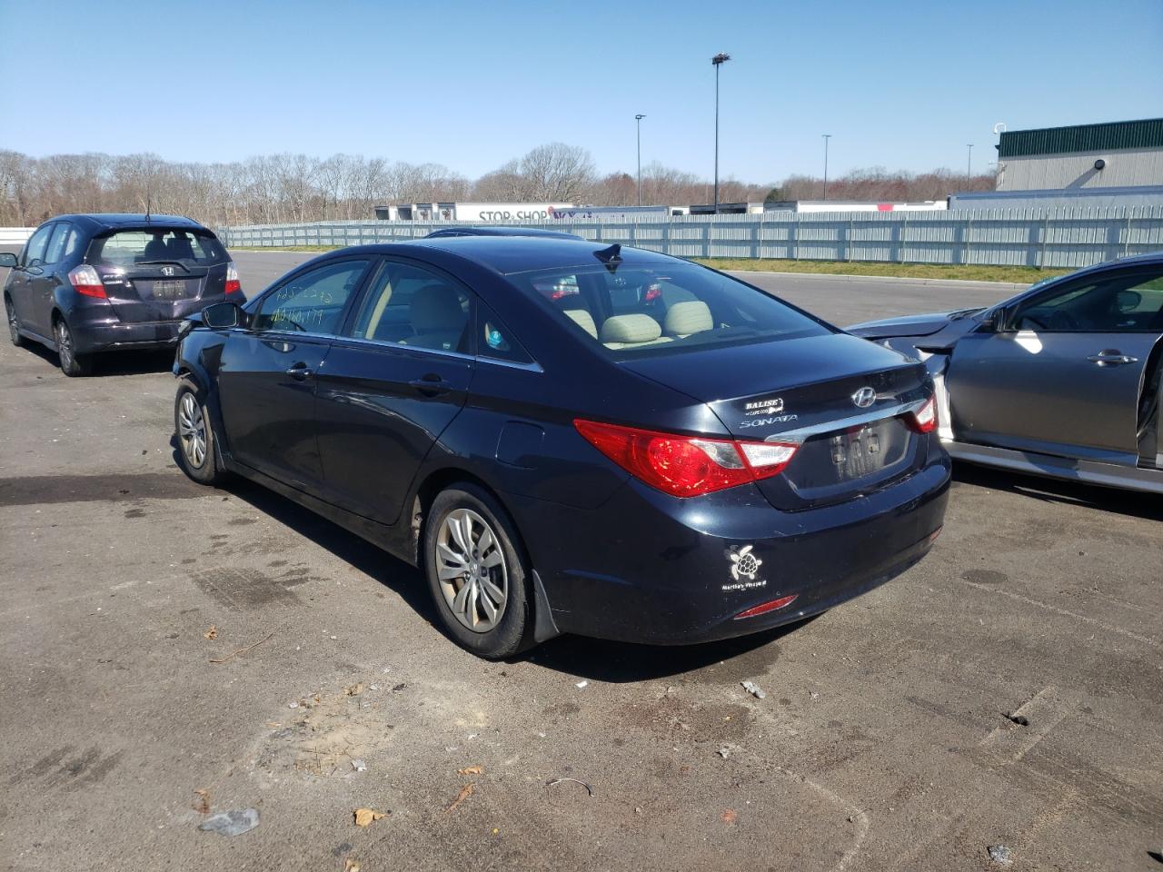 Photo 3 from auction – 2011 HYUNDAI SONATA SE with VIN 5NPEB4AC5BH193509
