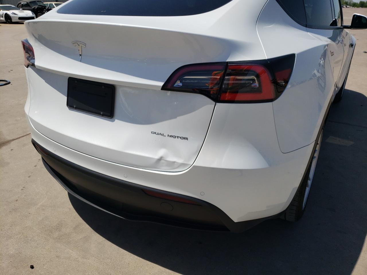 Photo 9 from auction – 2021 TESLA MODEL Y with VIN 5YJYGDEE1MF122304
