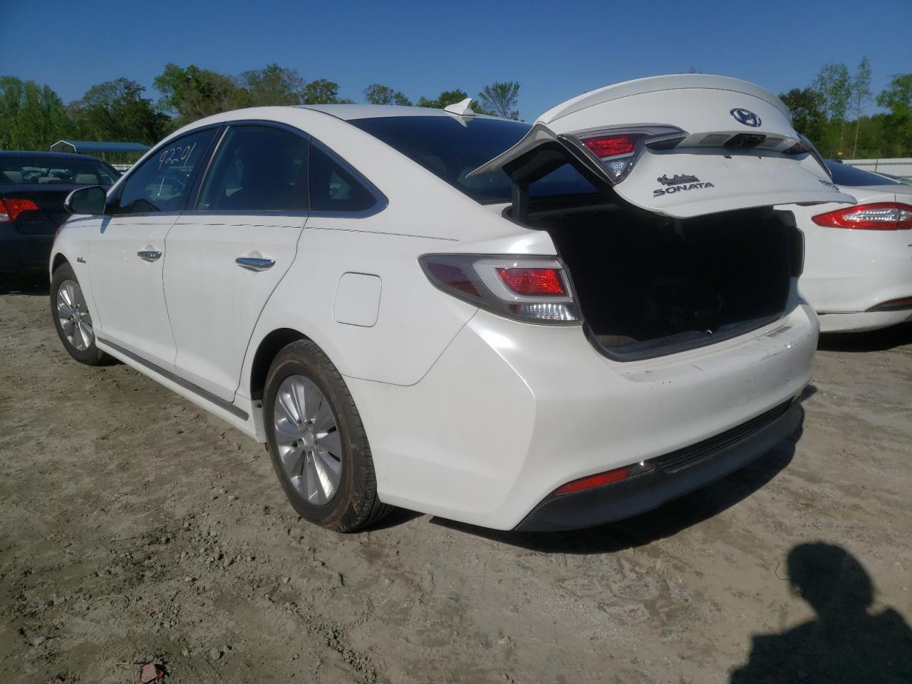 Photo 3 from auction – 2016 HYUNDAI SONATA HYB with VIN KMHE24L18GA040709