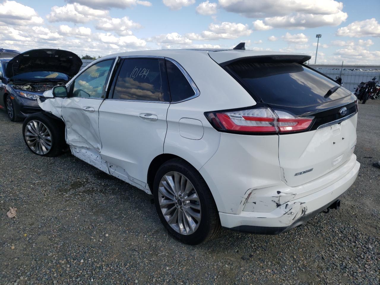 Photo 3 from auction – 2020 FORD EDGE TITAN with VIN 2FMPK4K98LBB23040