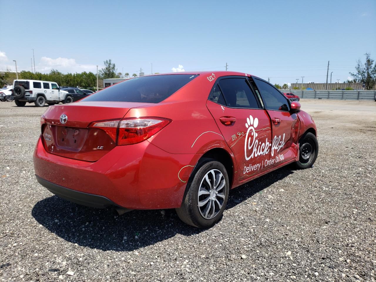 Photo 4 from auction – 2018 TOYOTA COROLLA L with VIN 5YFBURHE2JP850205