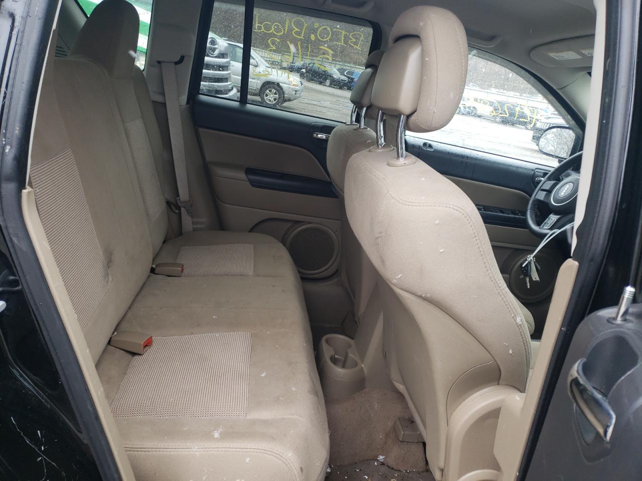 Photo 6 from auction – 2013 JEEP COMPASS LA with VIN 1C4NJCEA0DD102273