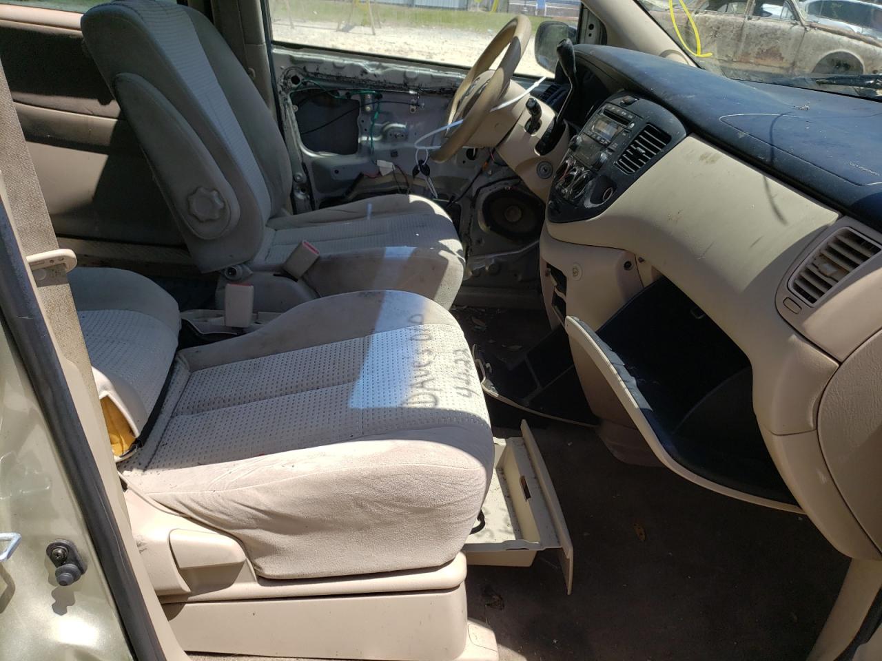 Photo 5 from auction – 2005 MAZDA MPV WAGON with VIN JM3LW28A550550751