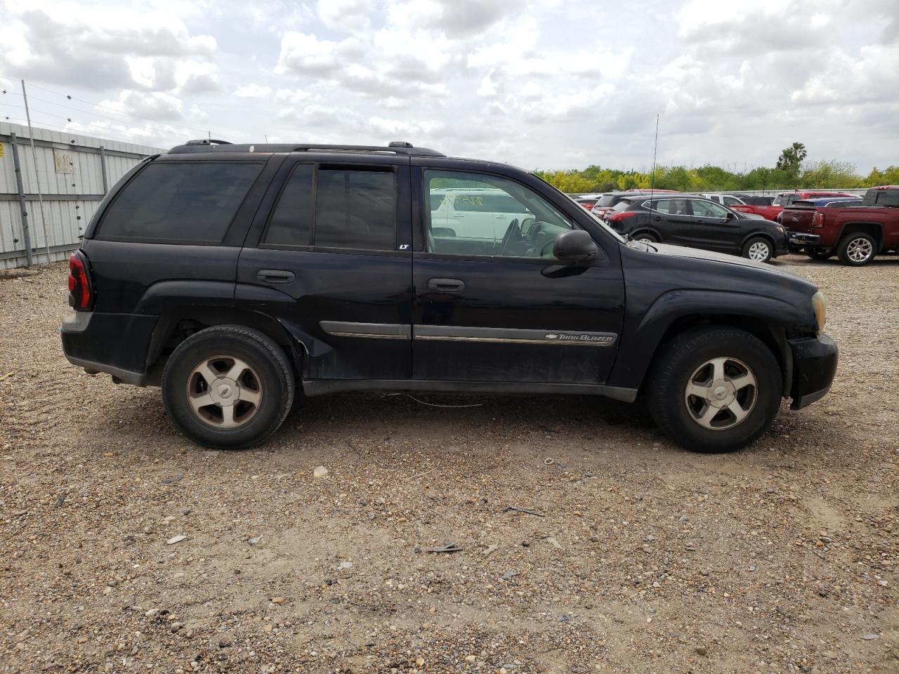 Photo 9 from auction – 2002 CHEVROLET TRAILBLAZE with VIN 1GNDS13S622129051