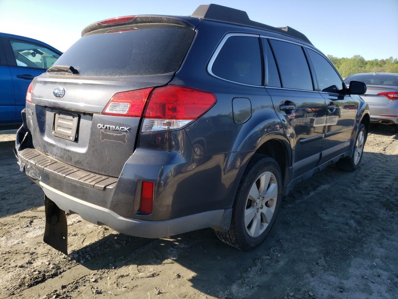 Photo 4 from auction – 2012 SUBARU OUTBACK 2. with VIN 4S4BRCGC5C3242331