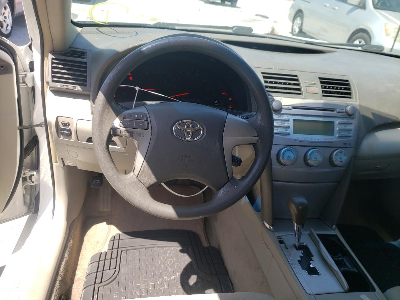 Photo 9 from auction – 2007 TOYOTA CAMRY CE with VIN JTNBE46K873101396