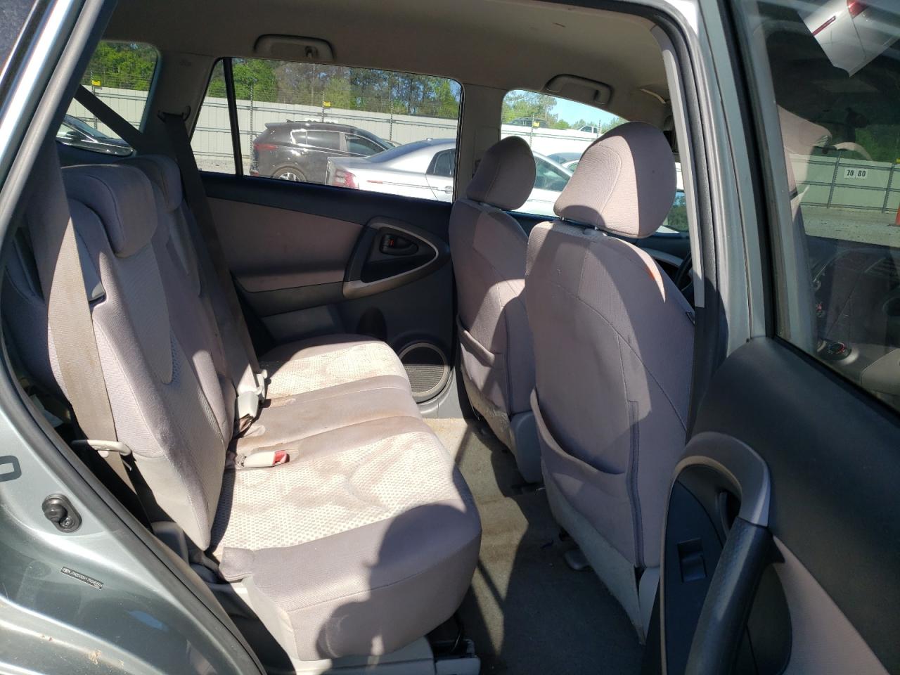 Photo 6 from auction – 2007 TOYOTA RAV4 with VIN JTMZD33V175045594