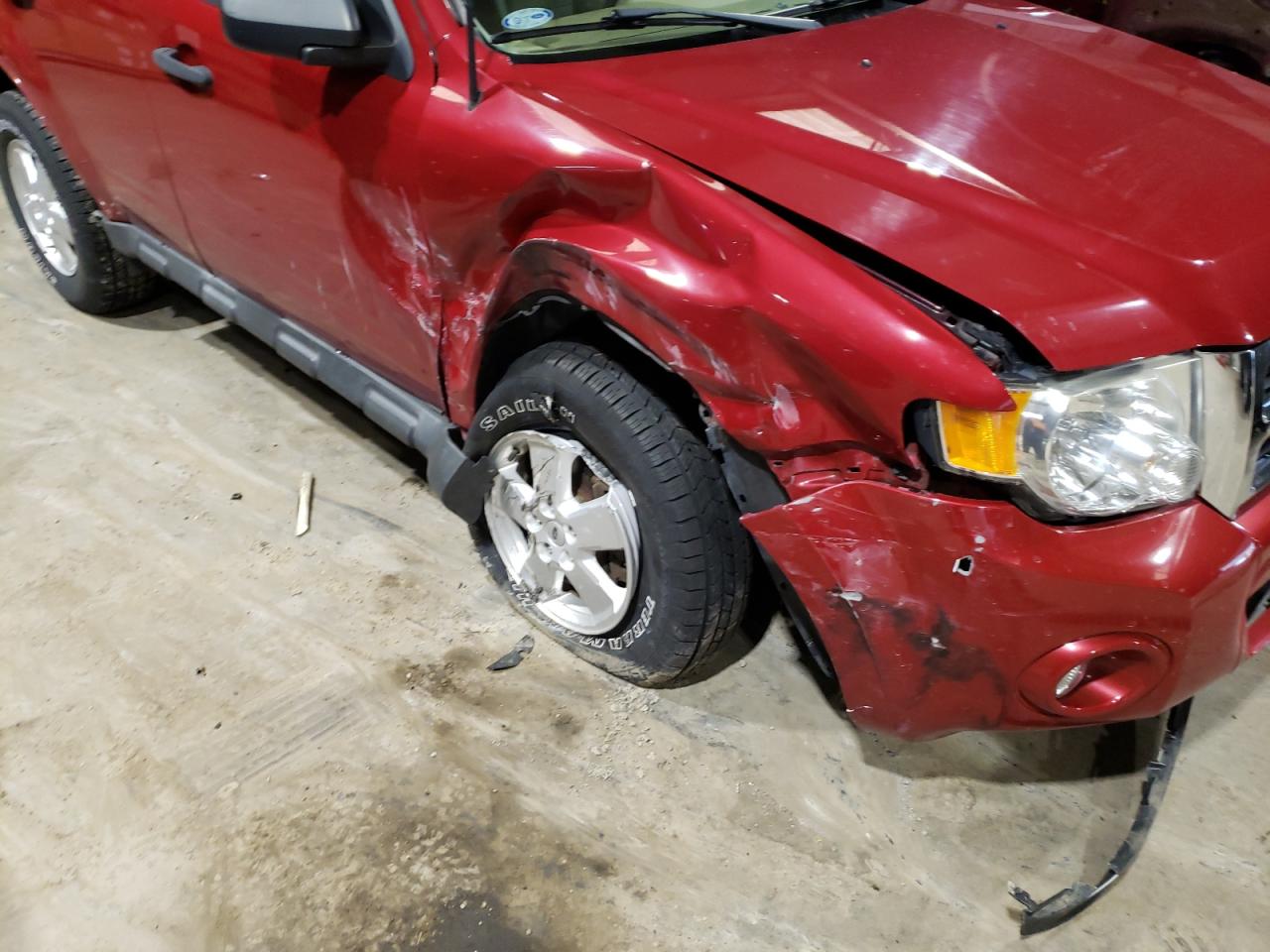 Photo 9 from auction – 2011 FORD ESCAPE XLT with VIN 1FMCU9DG3BKB85001