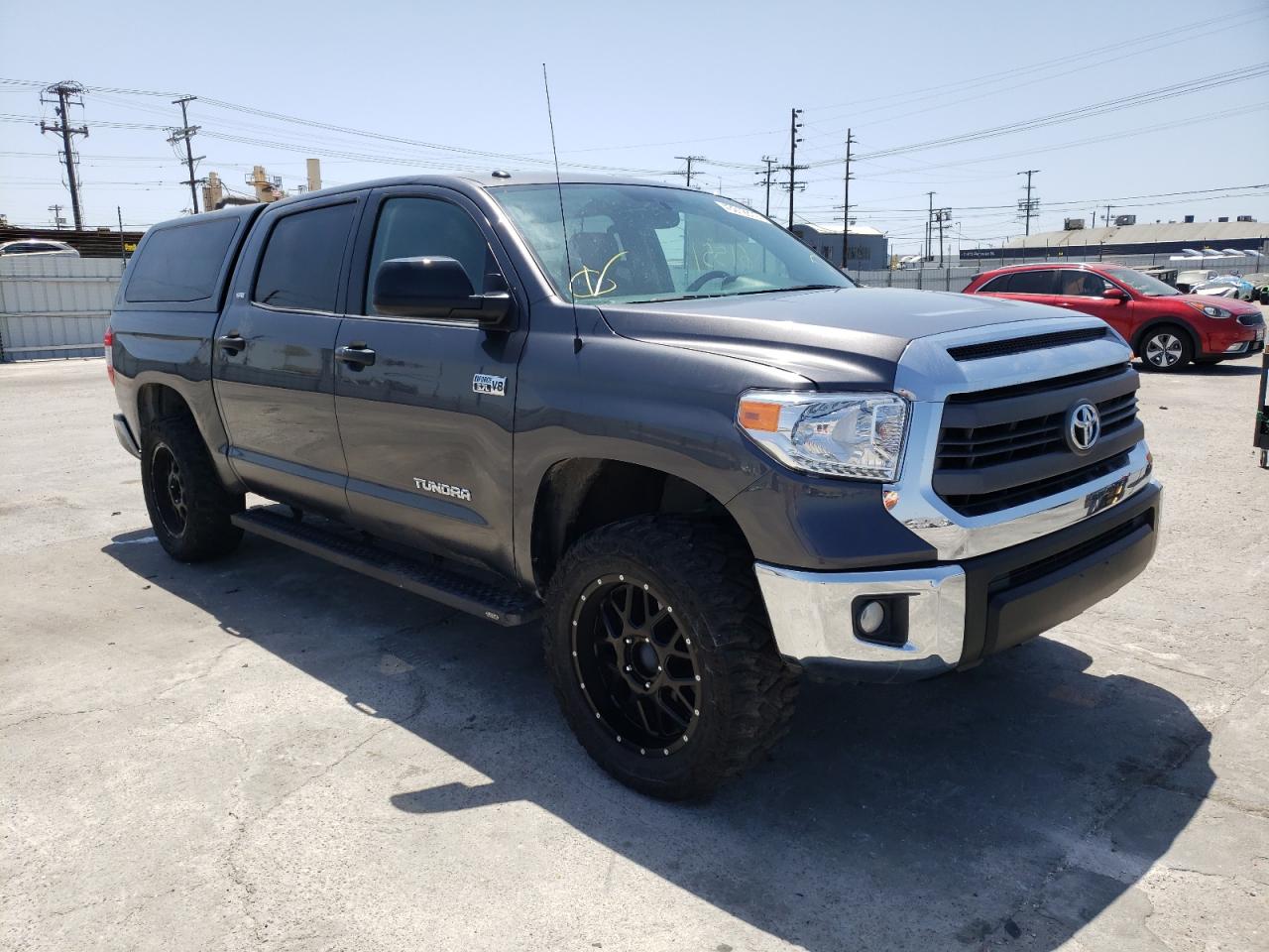 Photo 1 from auction – 2015 TOYOTA TUNDRA CRE with VIN 5TFDY5F16FX478317