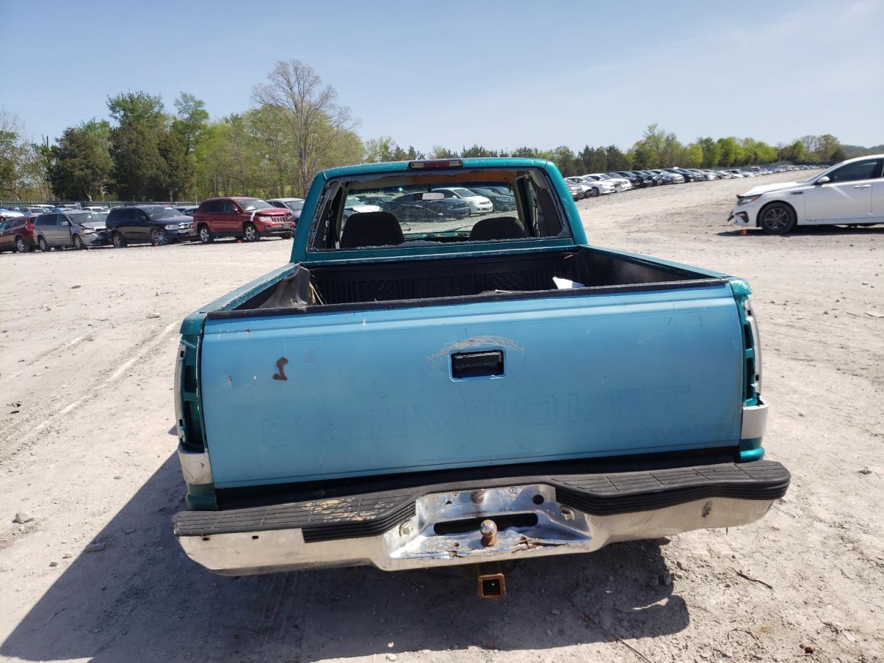 Photo 10 from auction – 1994 CHEVROLET GMT-400 C1 with VIN 2GCEC19K9R1140203
