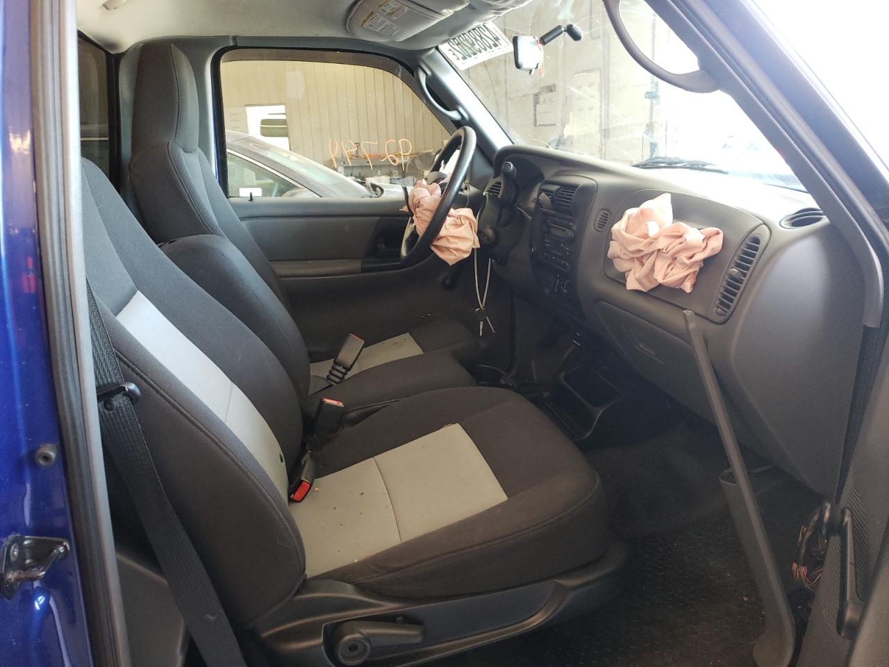 Photo 5 from auction – 2004 FORD RANGER with VIN 1FTYR10U14PB47247
