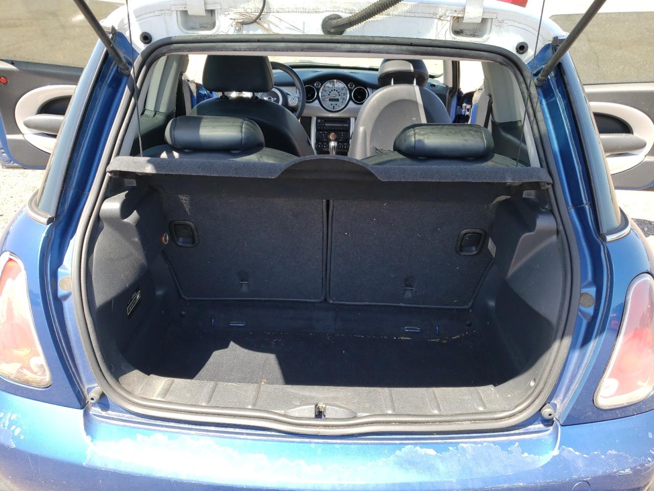Photo 9 from auction – 2006 MINI COOPER with VIN WMWRC33566TJ78653
