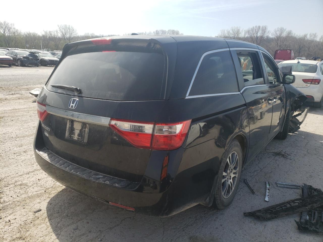 Photo 4 from auction – 2013 HONDA ODYSSEY EX with VIN 5FNRL5H66DB003190