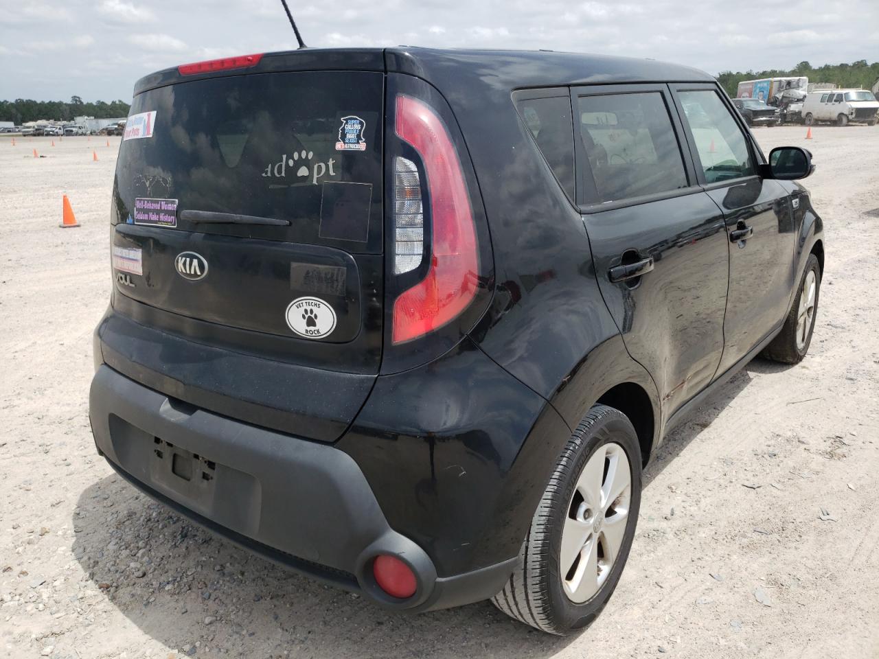 Photo 4 from auction – 2015 KIA SOUL with VIN KNDJN2A29F7800233