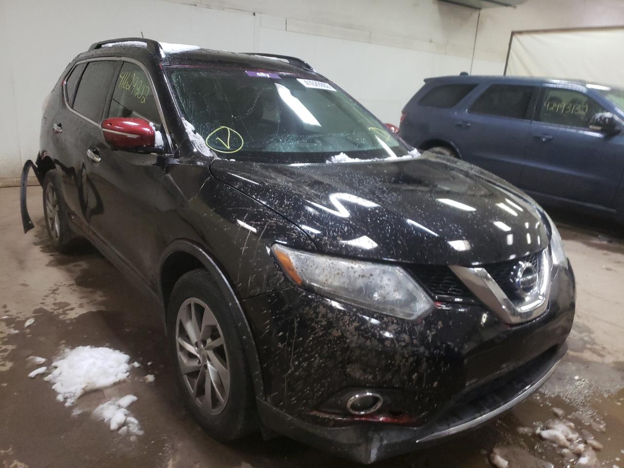 NISSAN ROGUE S 2015 with VIN 5N1AT2MV9FC785232 - Photo from auction
