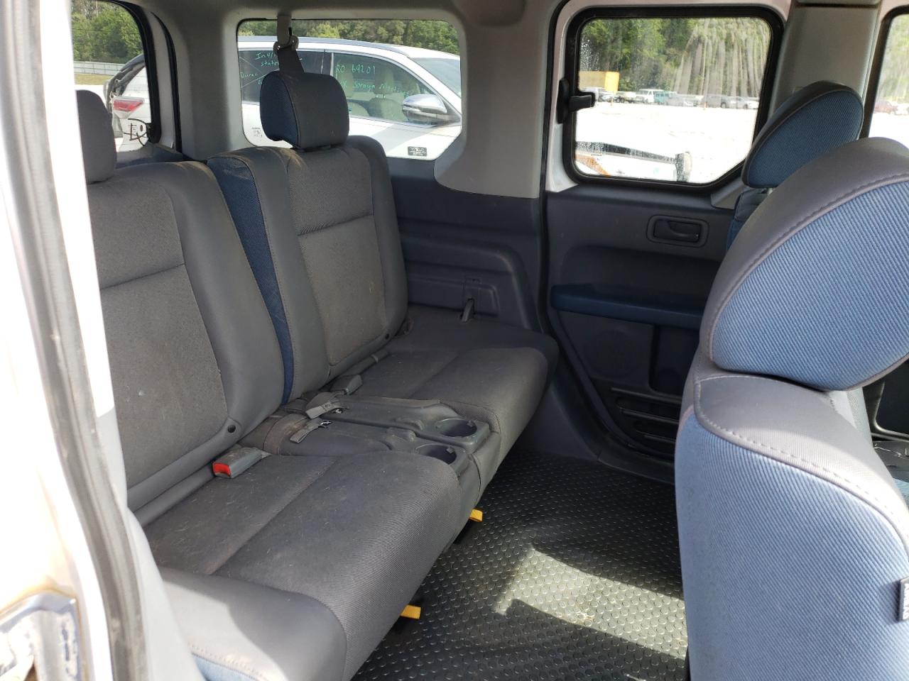 Photo 6 from auction – 2005 HONDA ELEMENT EX with VIN 5J6YH28665L007034