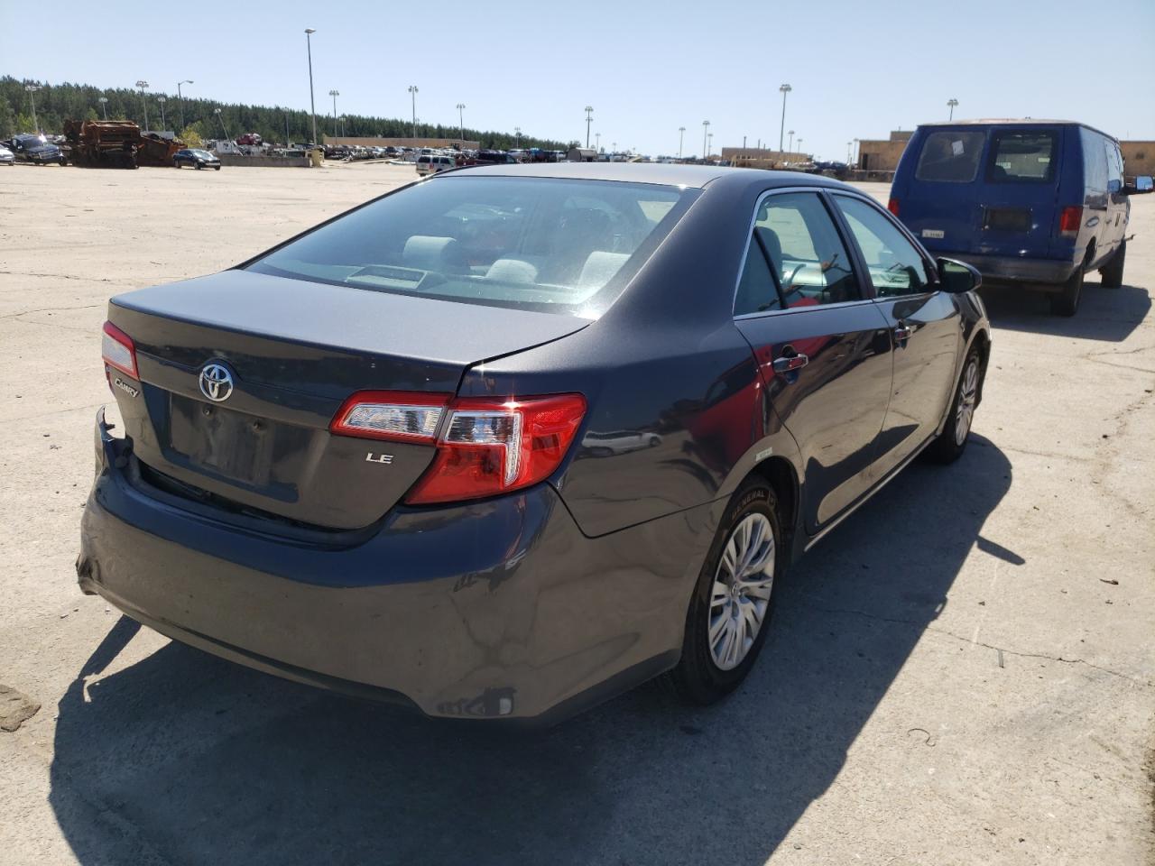 Photo 4 from auction – 2012 TOYOTA CAMRY BASE with VIN 4T1BF1FK7CU105570