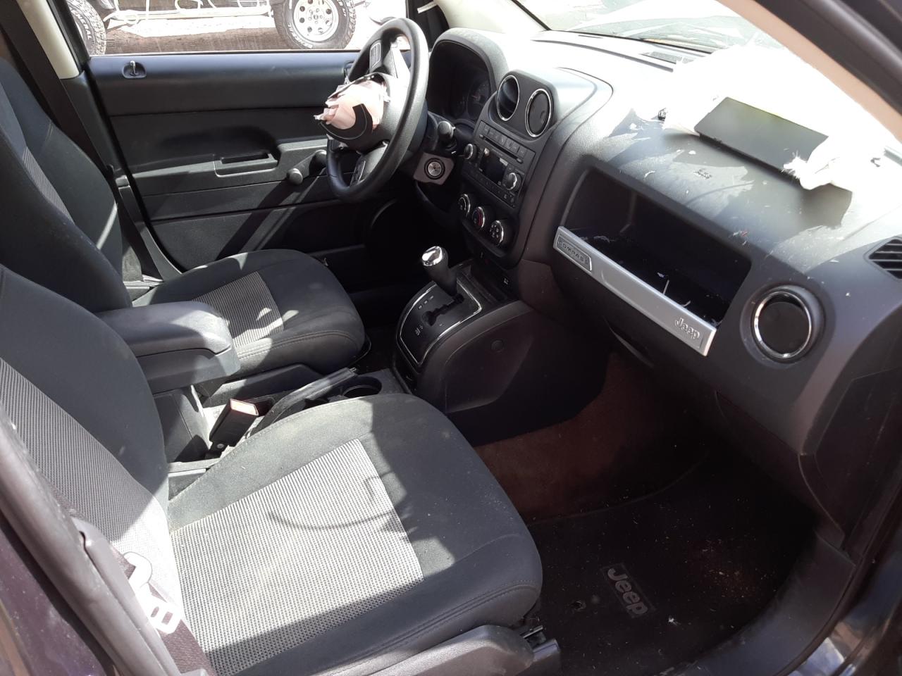Photo 5 from auction – 2014 JEEP COMPASS SP with VIN 1C4NJCBB6ED905569