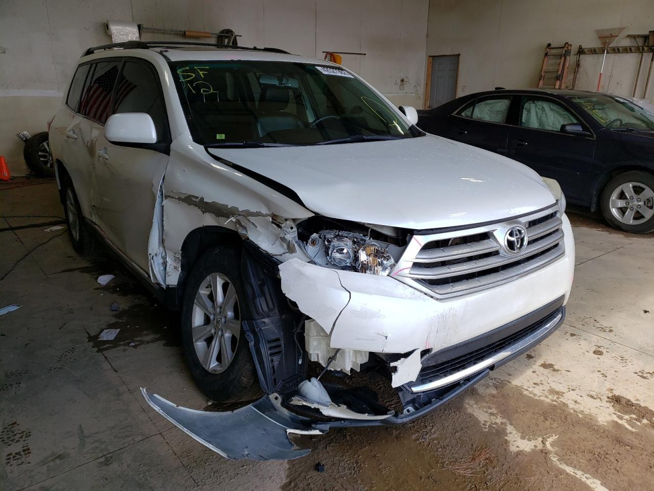 TOYOTA HIGHLANDER 2012 с VIN 5TDZK3EHXCS071547 - Фото с аукциона